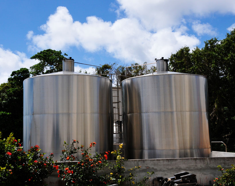 cuve de stockage distillerie bellevue Marie-Galante
